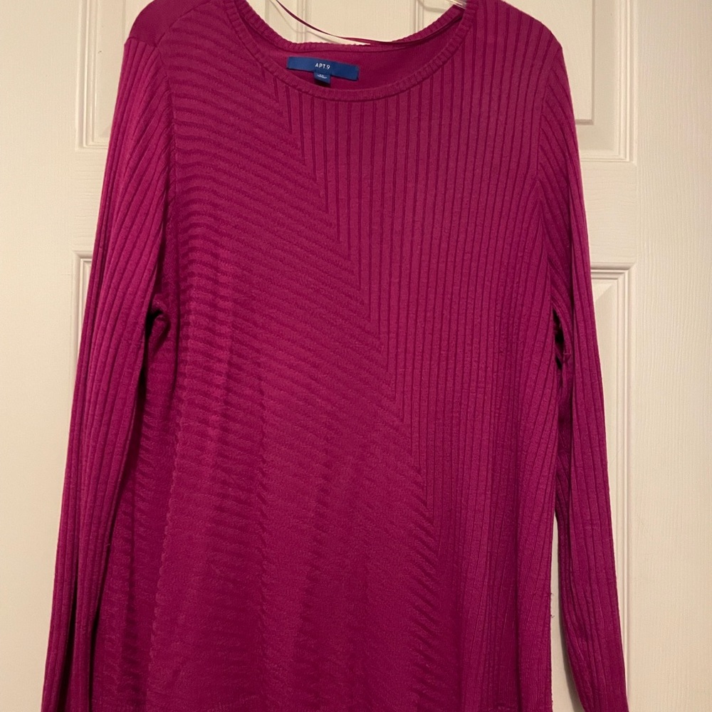 Magenta/Fuschia - very pretty color! Apt 9